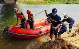 Để lại xe máy, thanh niên 21 tuổi nhảy cầu tự tử