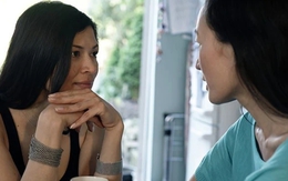 Dọn nhà, tôi phát hiện lý do chị chồng không chịu lập gia đình