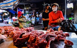 Thịt lợn ngoài chợ đắt hơn trong siêu thị, điều bất thường chưa từng xảy ra