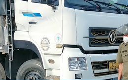 Người phụ nữ bị xe tải cán tử vong khi dừng đèn đỏ