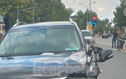 Va chạm với ô tô Lexus, nam thanh niên bị đứt lìa chân