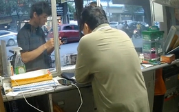 Thanh niên lấy 4 thẻ mệnh giá 500 ngàn của ông cụ để nạp tiền chơi game tài xỉu
