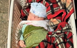 Bé sơ sinh nặng 5,1kg bị bỏ rơi kèm lời nhắn "không thể nuôi con khôn lớn"