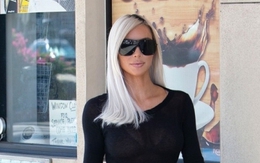Kim Kardashian diện đầm bó khoe body nóng bỏng trên phố sau khi chia tay