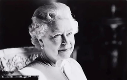 Những điều đặc biệt vô cùng thú vị về Nữ hoàng Elizabeth II - người phụ nữ quyền lực nhất nước Anh