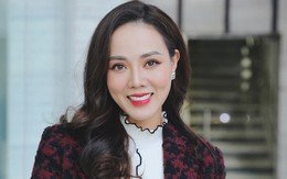 Vợ NSND Công Lý: 'Anh ấy từng muốn ly hôn để giải thoát cho tôi'