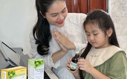Diễn viên Vân Trang chia sẻ về hành động của "chị hai" Queenie khiến mẹ hạnh phúc