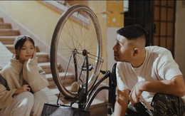 Phim ngắn 'Khoảnh khắc bên bố' gây xúc động về tình phụ tử