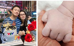 MC Anh Tuấn và vợ trẻ đón con gái chào đời mồng 2 Tết