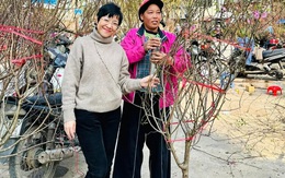 MC Thảo Vân nghẹn ngào kể chuyện Tết nghèo khó thời bé