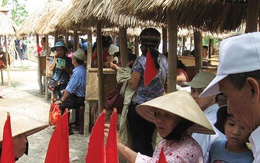 Nguồn gốc ít biết của các chợ cầu may chỉ tổ chức trong ngày Tết