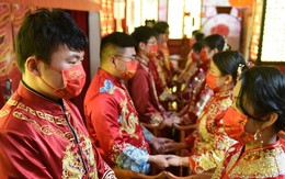 'Kết hôn như xuống địa ngục': Thanh niên Trung Quốc ngày càng từ chối hôn nhân vì không có tiền và sợ khó ly dị