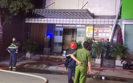 Cháy quán massage ở TP.HCM, nhiều người tháo chạy