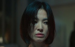 Song Hye Kyo phản hồi về cảnh cởi đồ