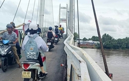 Tải trọng cầu hơn 5 tấn, xe 31 tấn đi qua... gây thiệt hại 5 tỉ đồng
