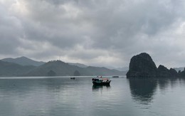 Lật thuyền đánh cá trên vịnh Hạ Long, hai vợ chồng tử nạn