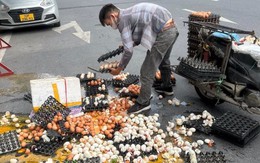 Điều bất ngờ sau bức ảnh xe chở trứng vỡ tan tành gây sốt mạng ở Hà Nội