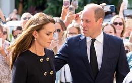 Một quy định 'lạ hoắc' của William và Kate về trang phục của người giúp việc trong gia đình khiến người hâm mộ kinh ngạc