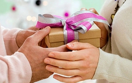 Chồng cư xử khác thường trước lễ Valentine khiến tôi nghi anh ngoại tình
