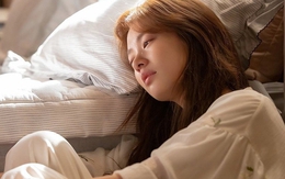 4 biểu hiện khi ngủ cho thấy cơ thể phụ nữ đang lão hóa nhanh