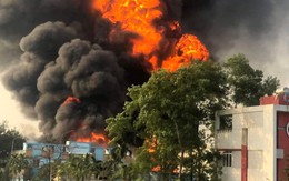 Hải Dương: Huy động hơn 100 công an dập lửa vụ cháy Công ty CP Tập đoàn Hồng Lạc