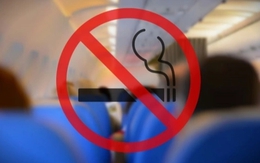 Hút thuốc trên máy bay, một hành khách bị cấm bay 9 tháng