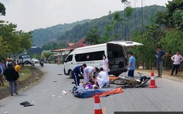 Điện Biên: Xe máy 'đối đầu' ô tô 2 người tử vong