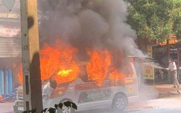 Xe cứu thương bất ngờ bốc cháy, nữ bệnh nhân bị bỏng nặng