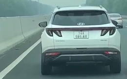 Tài xế dán băng dính lên biển ô tô 'vì thích số lộc phát'