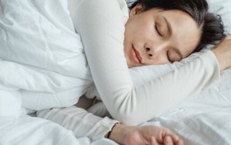 Ngủ lúc 9h tối có tốt không?