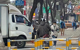Xử lý thế nào đối với kẻ biến thái, chuyên quấy rối các nữ sinh trước cổng trường đại học tại Hà Nội?