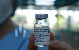 Tiêm vắc xin Covid-19 ở đâu khi sống tại Hà Nội, TP.HCM?