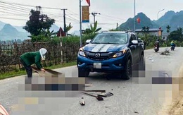 Xe bán tải va chạm với xe máy, 2 phụ nữ tử vong