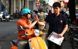 Hà Nội: Phụ huynh lo lắng trong ngày đầu tiên kỳ thi tuyển sinh vào lớp 10 THPT công lập năm 2023