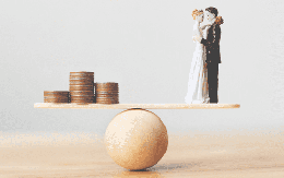 Cách duy trì sự bình đẳng khi thu nhập của vợ - chồng có sự chênh lệch lớn