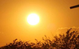Trời nắng rát da, cảnh báo tia UV đạt ngưỡng nguy cơ gây hại rất cao