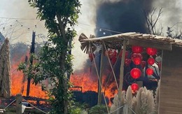 Quán cà phê ở Thái Nguyên bùng cháy dữ dội