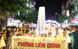 Xuất hiện đêm hội Thành Tuyên mang phiên bản Hà Nam khiến dân tình choáng ngợp