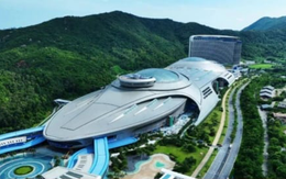 Công viên trong nhà lớn nhất thế giới nhìn như phi thuyền ngoài hành tinh