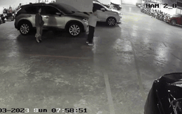 Video: Kinh hoàng khoảnh khắc xe ô tô lùi thẳng vào người phụ nữ trong hầm chung cư ở Hà Nội