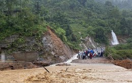 Mưa lớn tại Lào Cai, Làng Nủ bị chia cắt