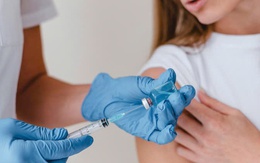 Vì sao cần tiêm vaccine sởi trước khi mang thai?