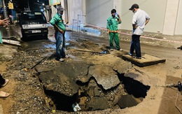 TP Hồ Chí Minh: Xuất hiện 'hố tử thần' sau cơn mưa lớn