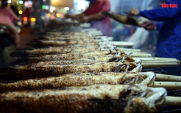 Vì sao cá lóc nướng được mua để cúng ngày Vía Thần tài?