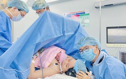Thêm một bé gái chào đời sau khi được thông tim trong bào thai