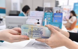 Lãi suất BIDV, Vietcombank mới nhất: Có 200 triệu đồng đem gửi tiết kiệm nhận lãi suất ra sao?