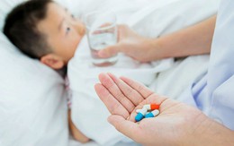 Cách chọn thuốc hạ sốt an toàn và hiệu quả cho trẻ?