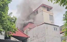 Hà Nội: Lại cháy nhà dân trong ngõ nhỏ ở Cầu Giấy