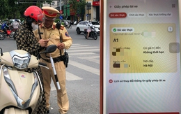 Tài xế đầu tiên ở Hà Nội bị tạm giữ giấy phép lái xe qua VNeID