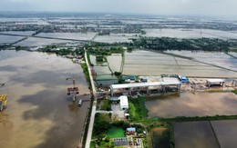 Hình ảnh từ trên cao về cầu vượt sông Đáy nối liền 2 tỉnh Nam Định và Ninh Bình